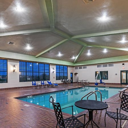 Holiday Inn Express & Suites Tulsa S Broken Arrow Hwy 51 By Ihg Екстериор снимка
