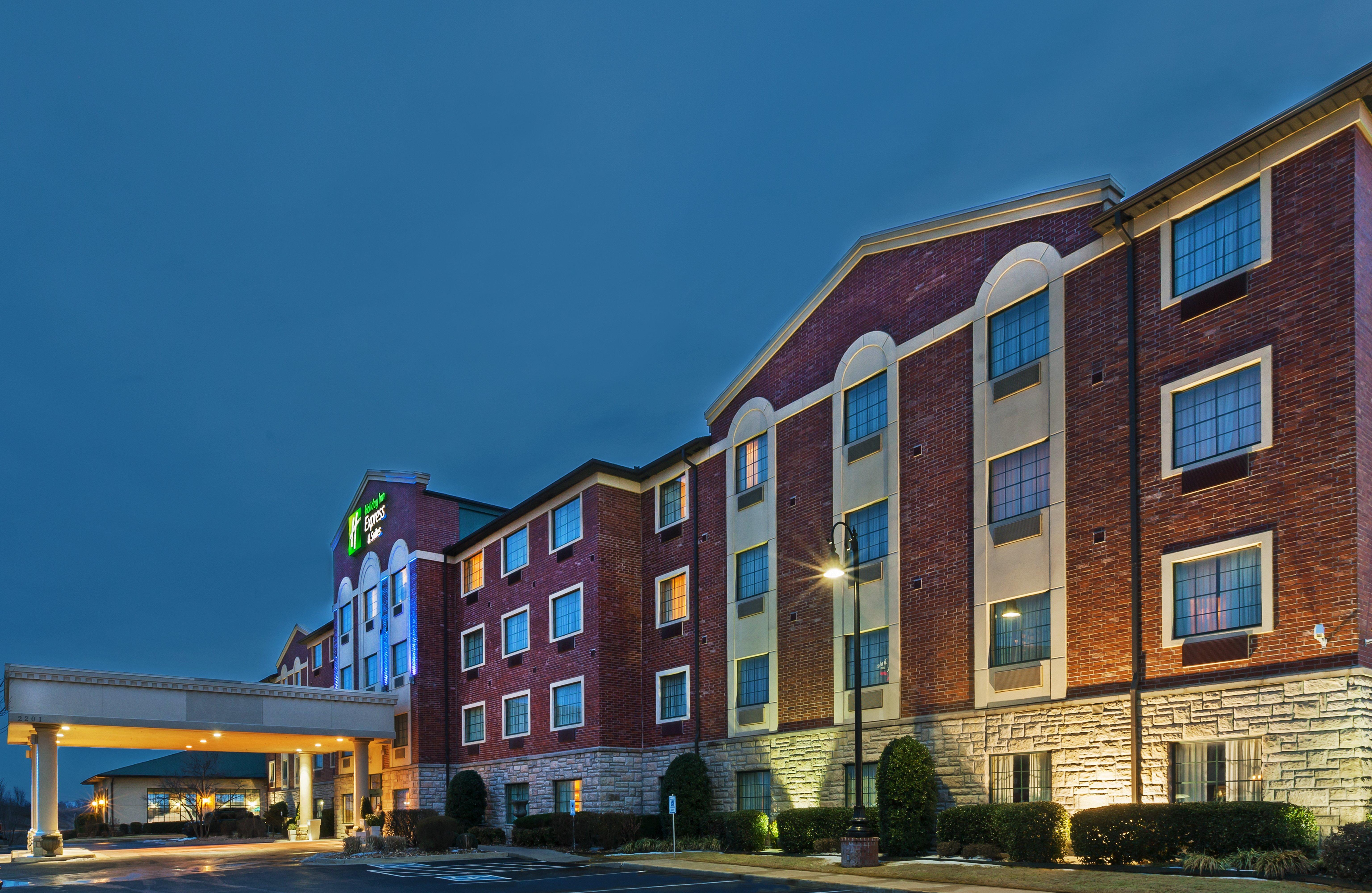 Holiday Inn Express & Suites Tulsa S Broken Arrow Hwy 51 By Ihg Екстериор снимка