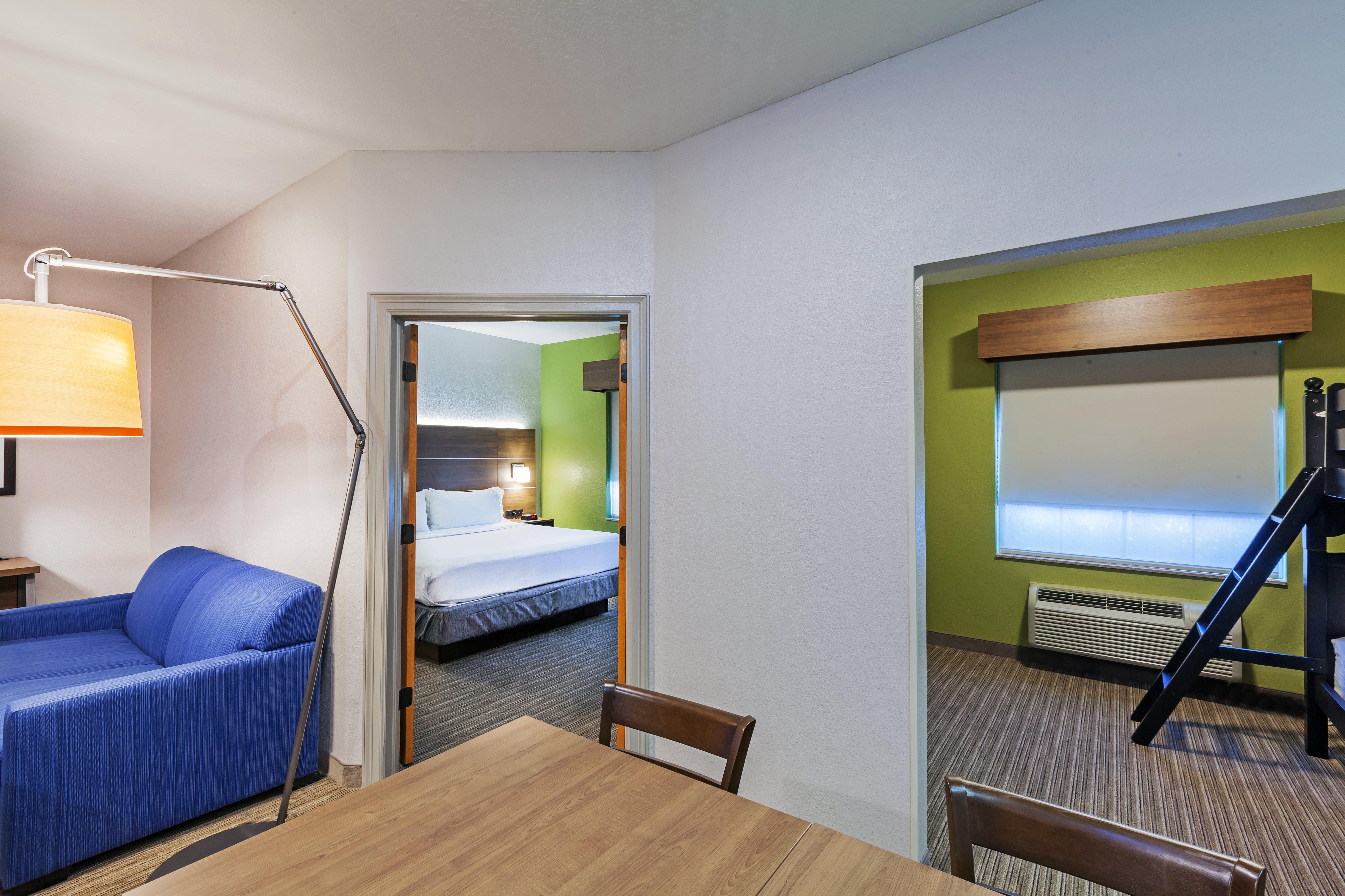Holiday Inn Express & Suites Tulsa S Broken Arrow Hwy 51 By Ihg Екстериор снимка