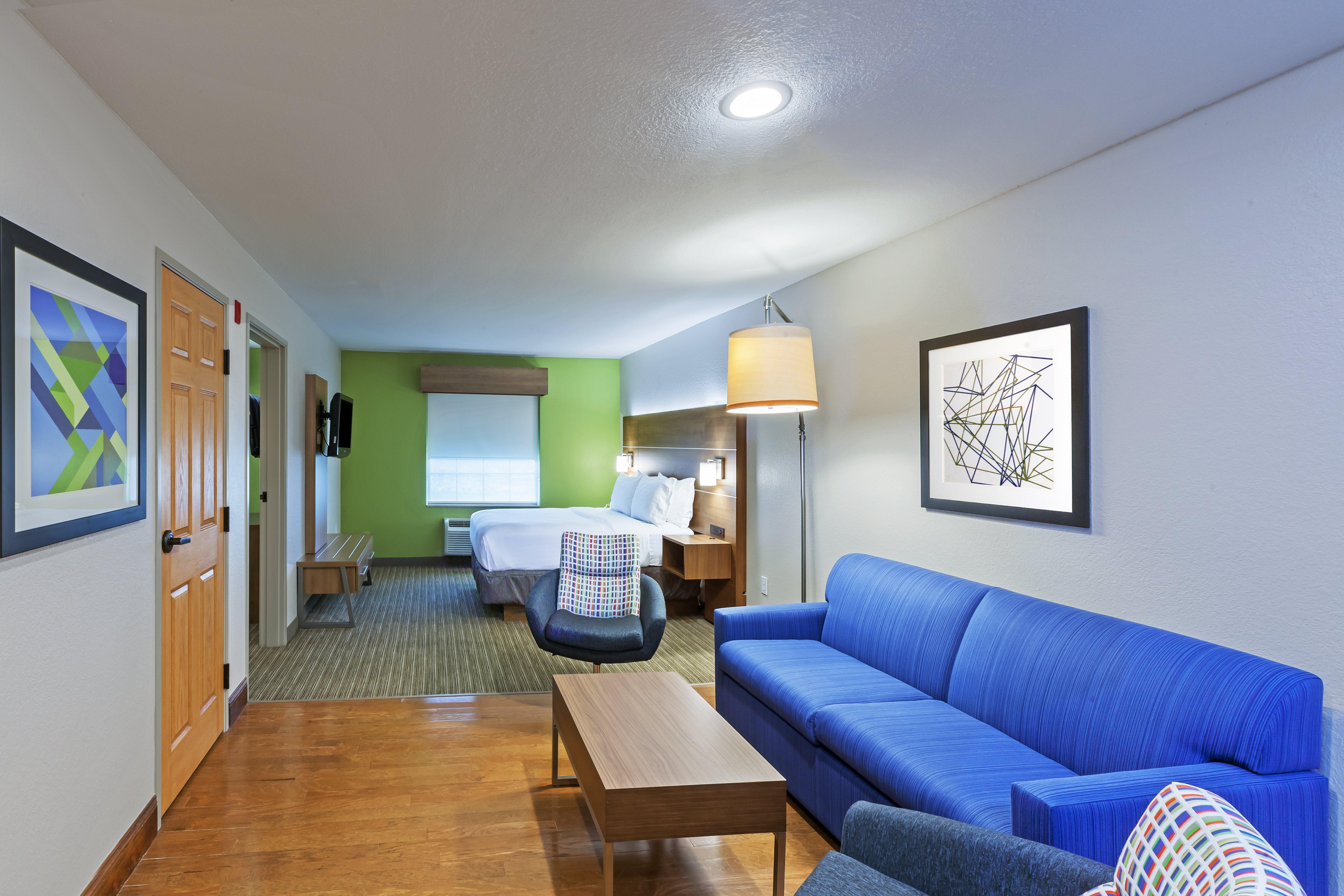 Holiday Inn Express & Suites Tulsa S Broken Arrow Hwy 51 By Ihg Екстериор снимка