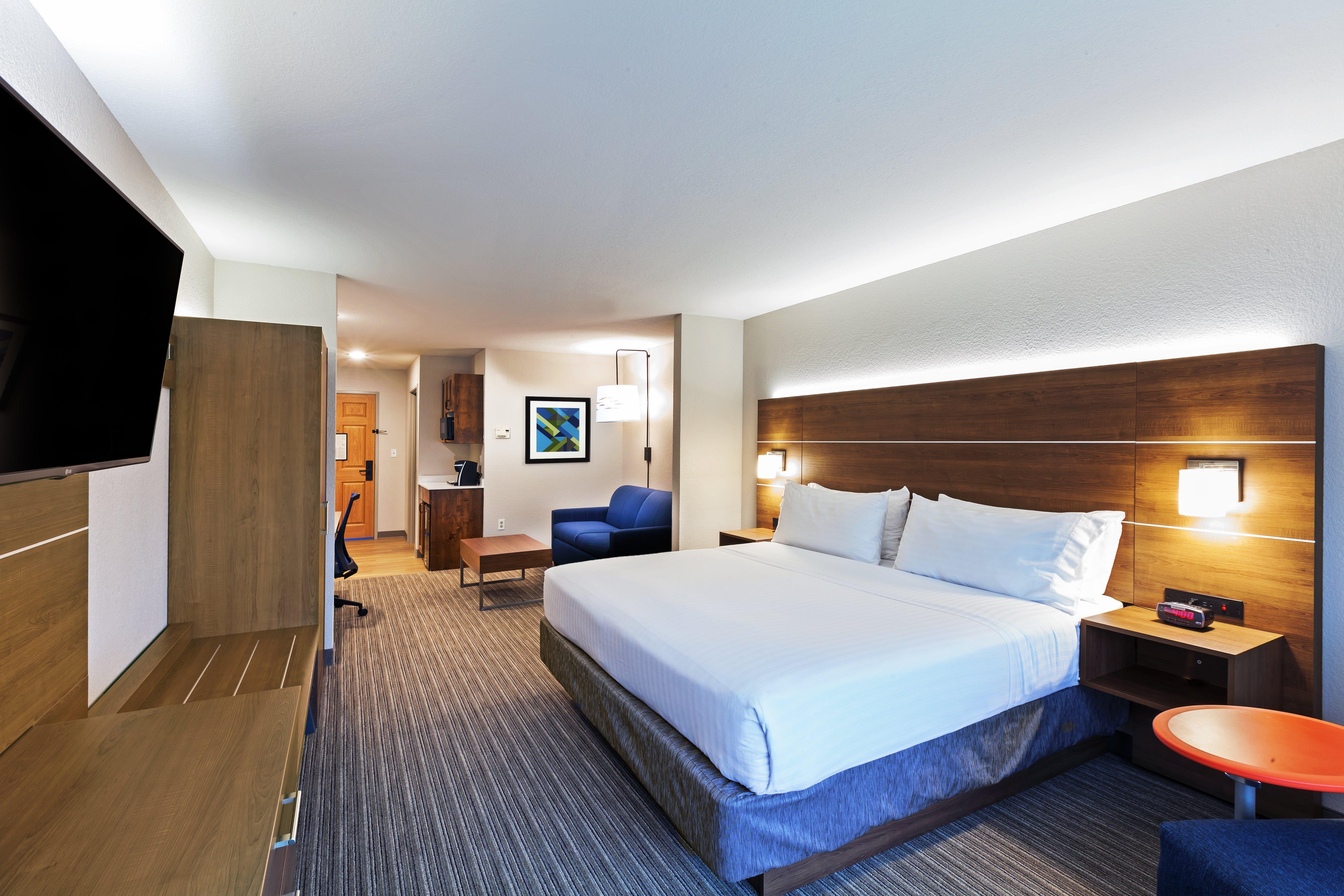 Holiday Inn Express & Suites Tulsa S Broken Arrow Hwy 51 By Ihg Екстериор снимка