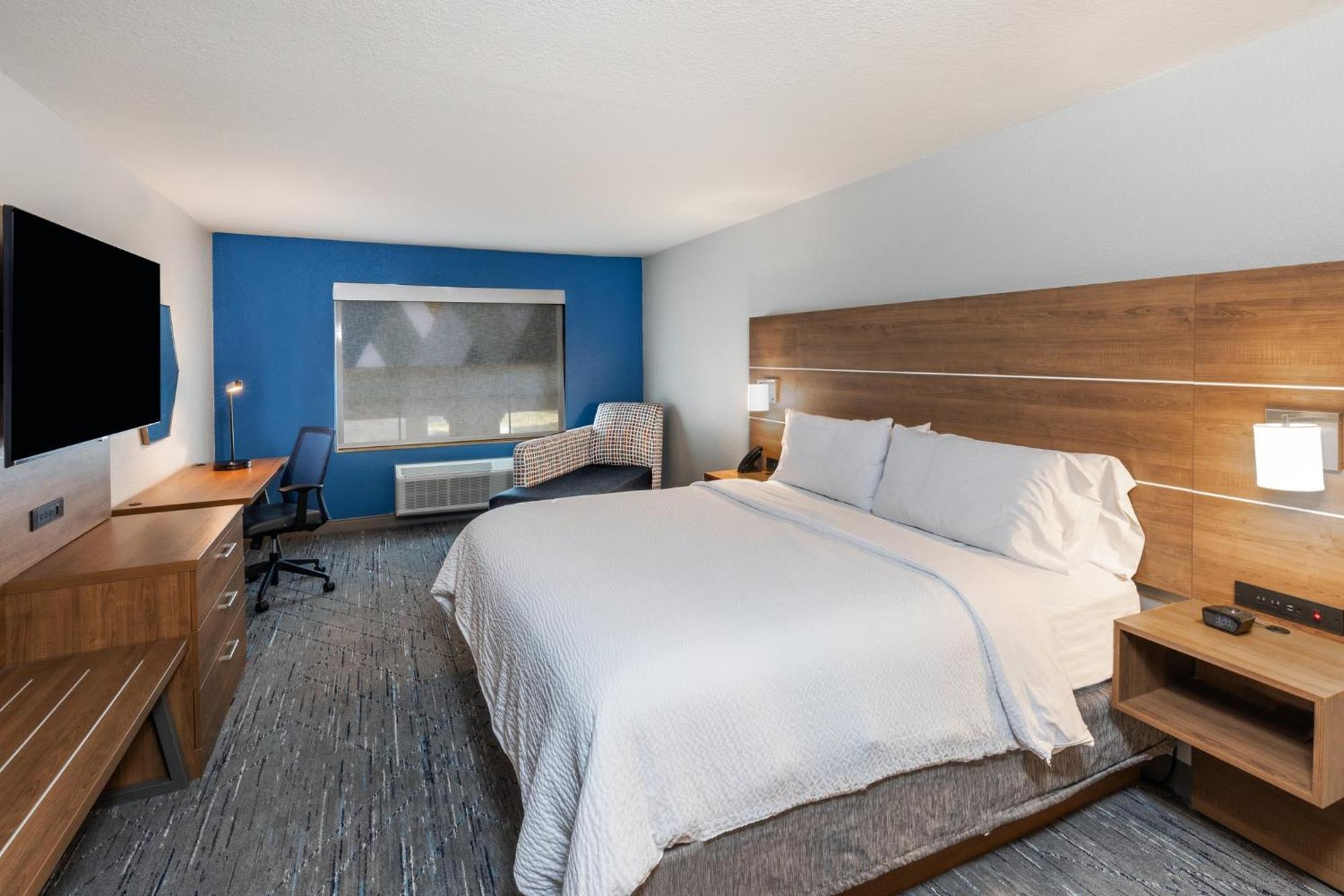 Holiday Inn Express & Suites Tulsa S Broken Arrow Hwy 51 By Ihg Екстериор снимка