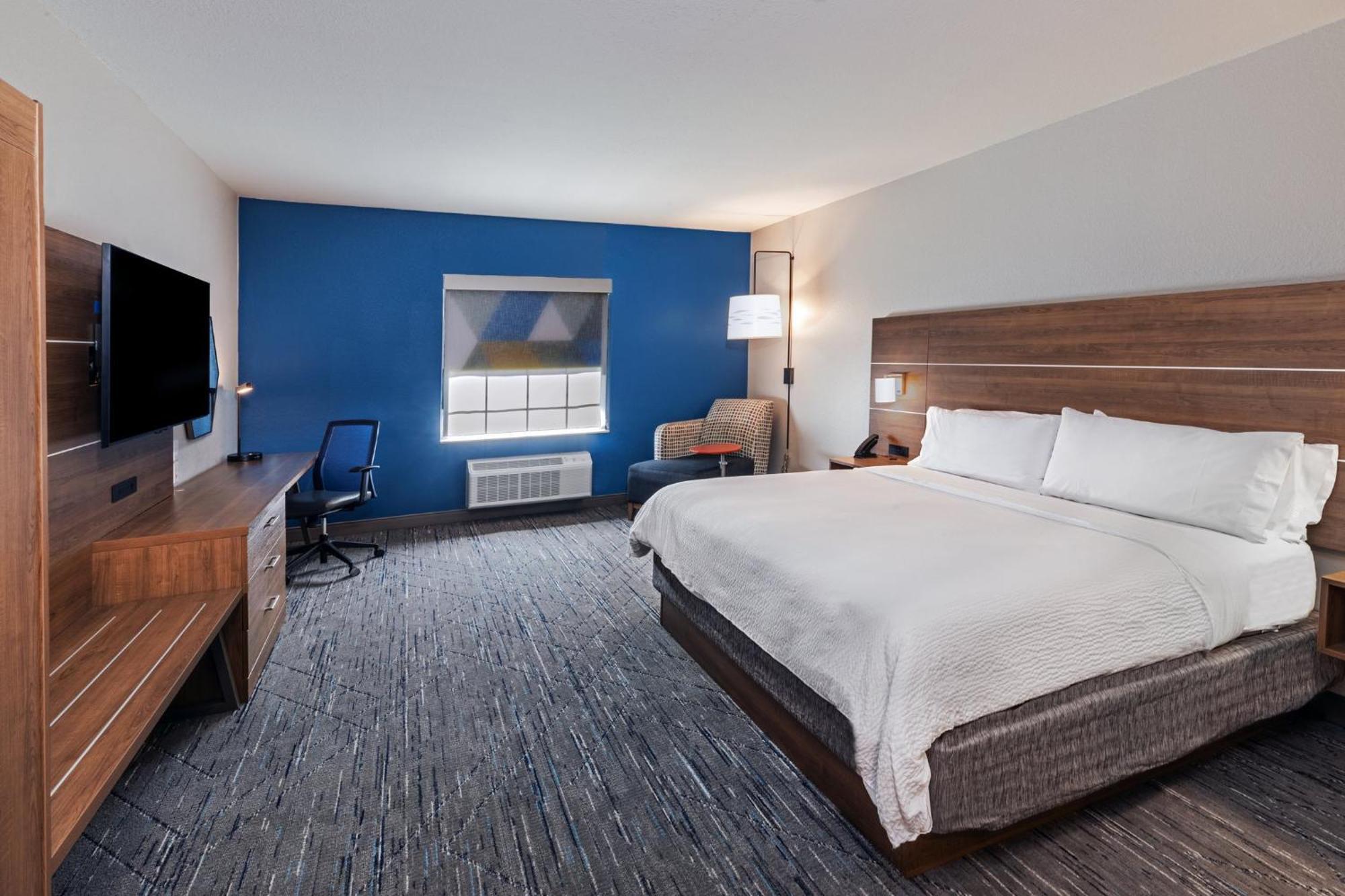 Holiday Inn Express & Suites Tulsa S Broken Arrow Hwy 51 By Ihg Екстериор снимка