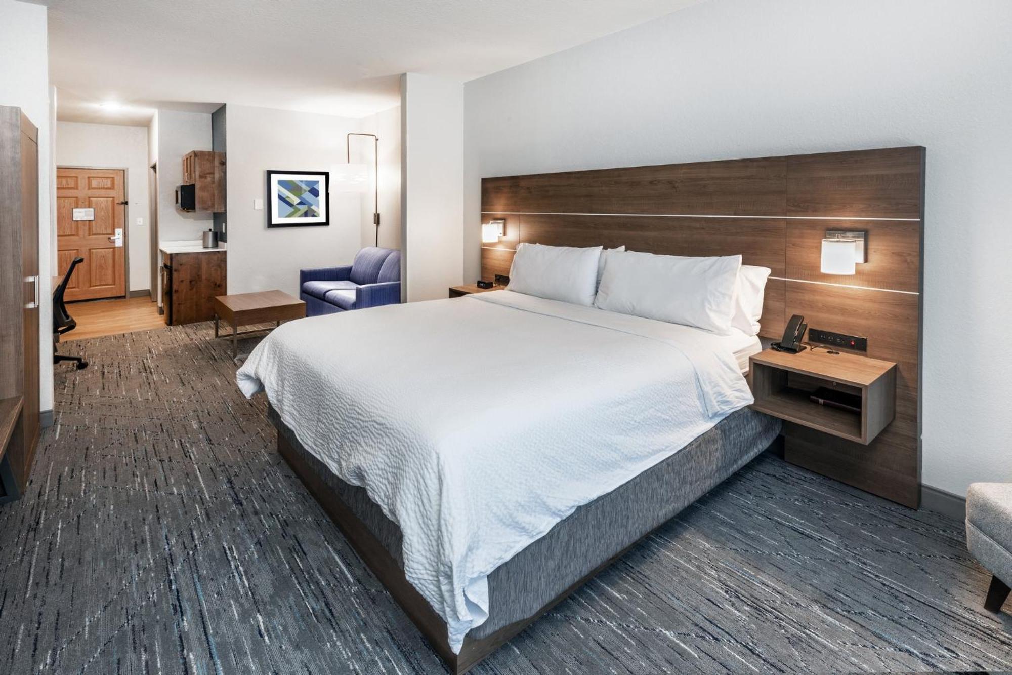 Holiday Inn Express & Suites Tulsa S Broken Arrow Hwy 51 By Ihg Екстериор снимка