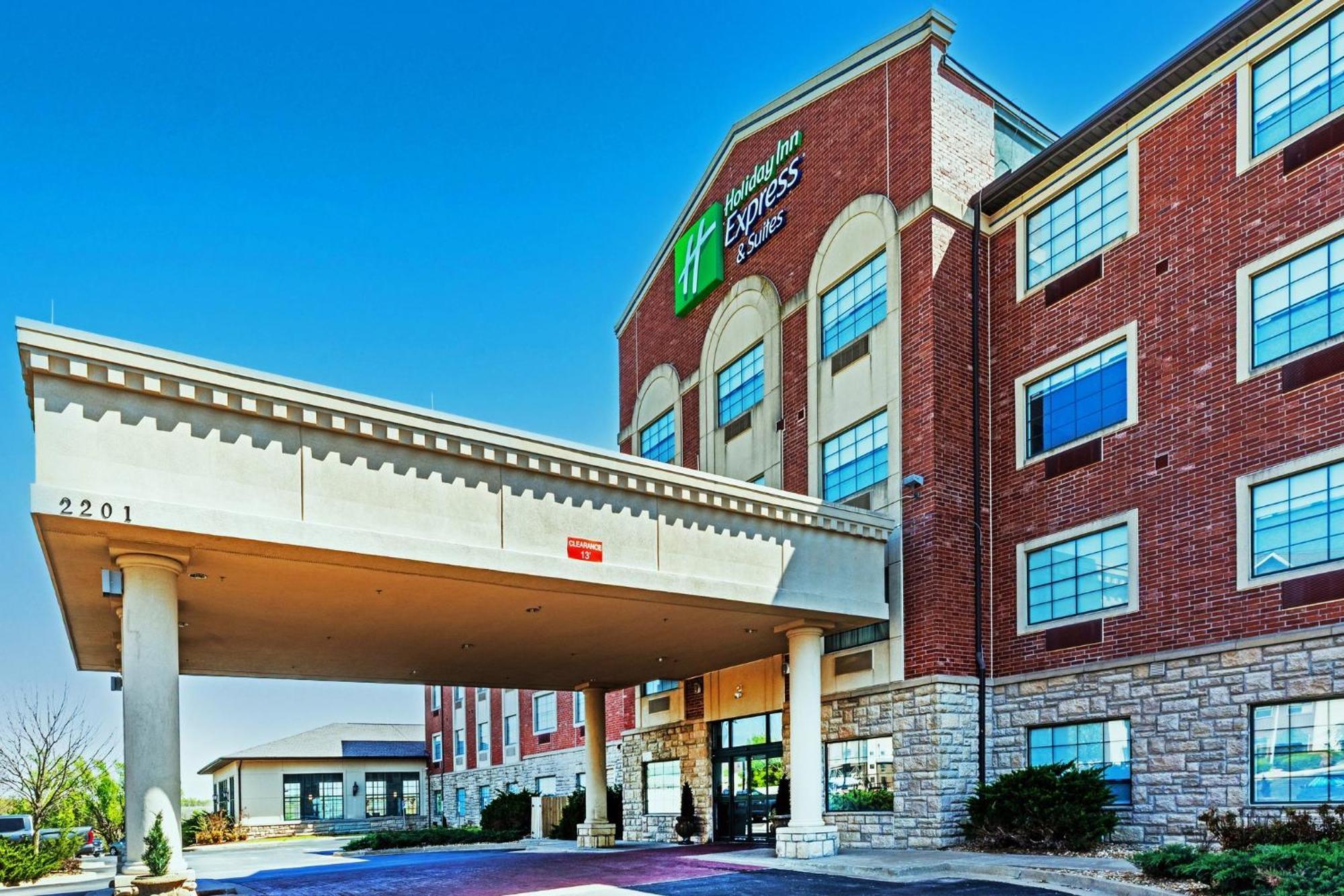 Holiday Inn Express & Suites Tulsa S Broken Arrow Hwy 51 By Ihg Екстериор снимка